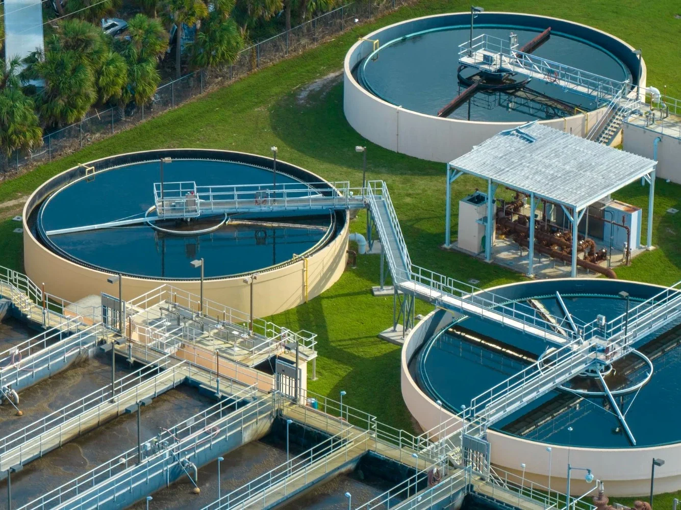 Installations de traitement des eaux usées
