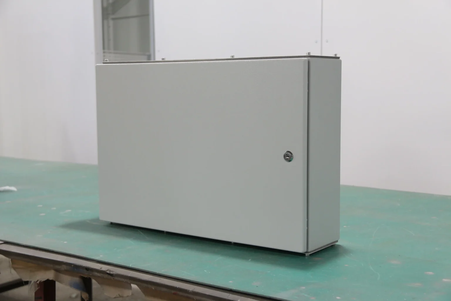 Gray DB enclosure with smooth finish and lock - The Safe & Certified Choice for Australian Projects— SAA-Certified DB Enclosures - E-Abel - E-Abel - Knowledge Hub - E-Abel - E-Abel Boîtier DB gris avec finition lisse et serrure